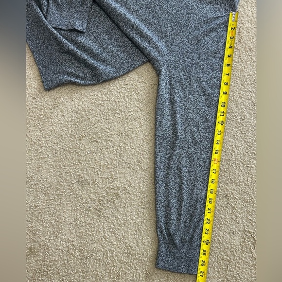 Banana Republic Men’s XL Silk Cashmere V Neck Sweater - Picture 8 of 9